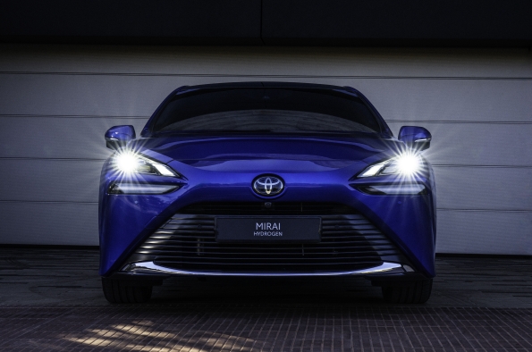 TOYOTA ESPAÑA LANZA LA GAMA 2024 DEL TOYOTA MIRAI