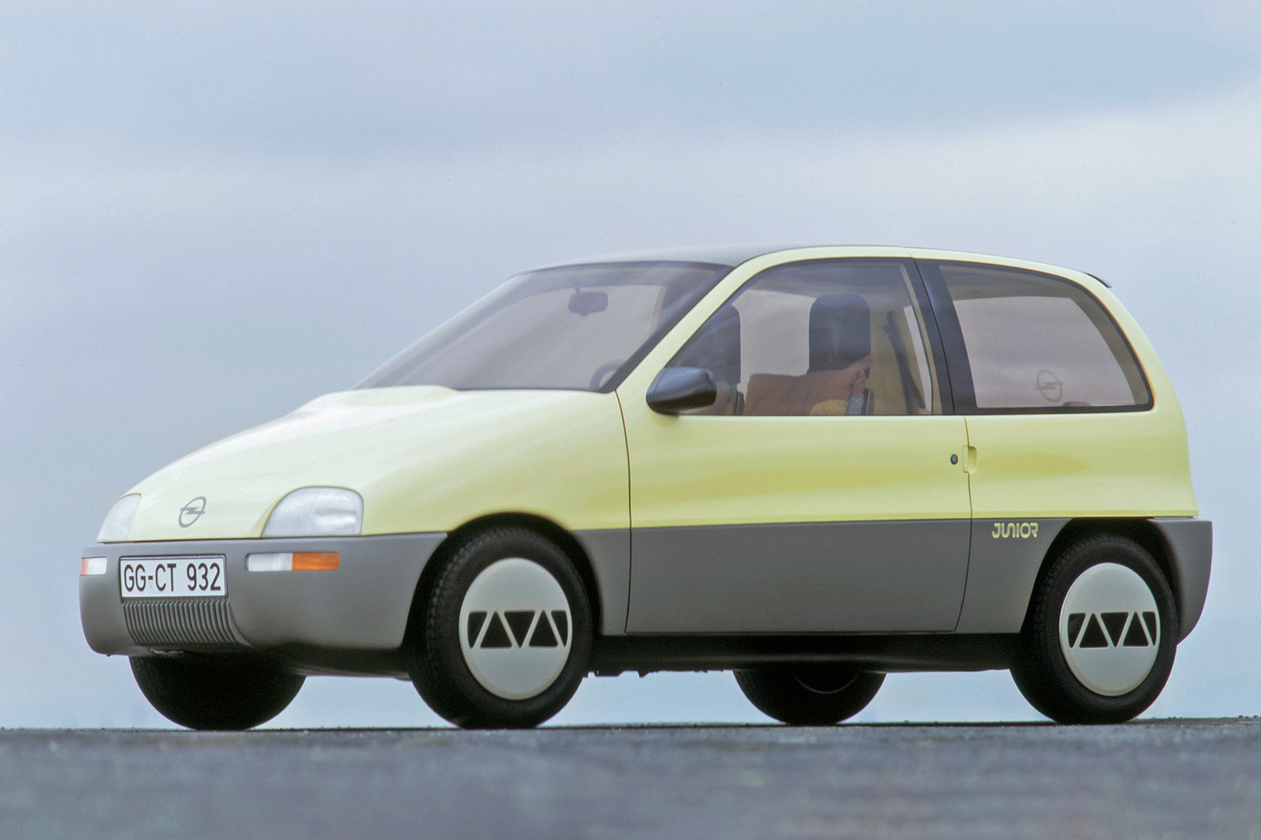 OPEL JUNIOR (1983)