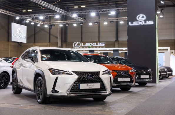 ÉXITO DE LEXUS SELECT SEMINUEVOS EN EL SALÓN DEL VEHÍCULO DE OCASIÓN DE MADRID 2024