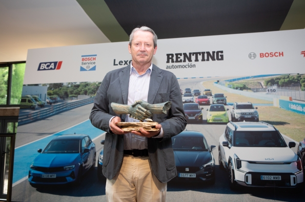 JOSÉ MARÍA GALOFRÉ, CONSEJERO DELEGADO/CEO DE VOLVO CAR ESPAÑA, RECIBE EL PREMIO A PERSONALIDAD MÁS RELEVANTE DEL SECTOR DE AUTOMOCIÓN EN 2024