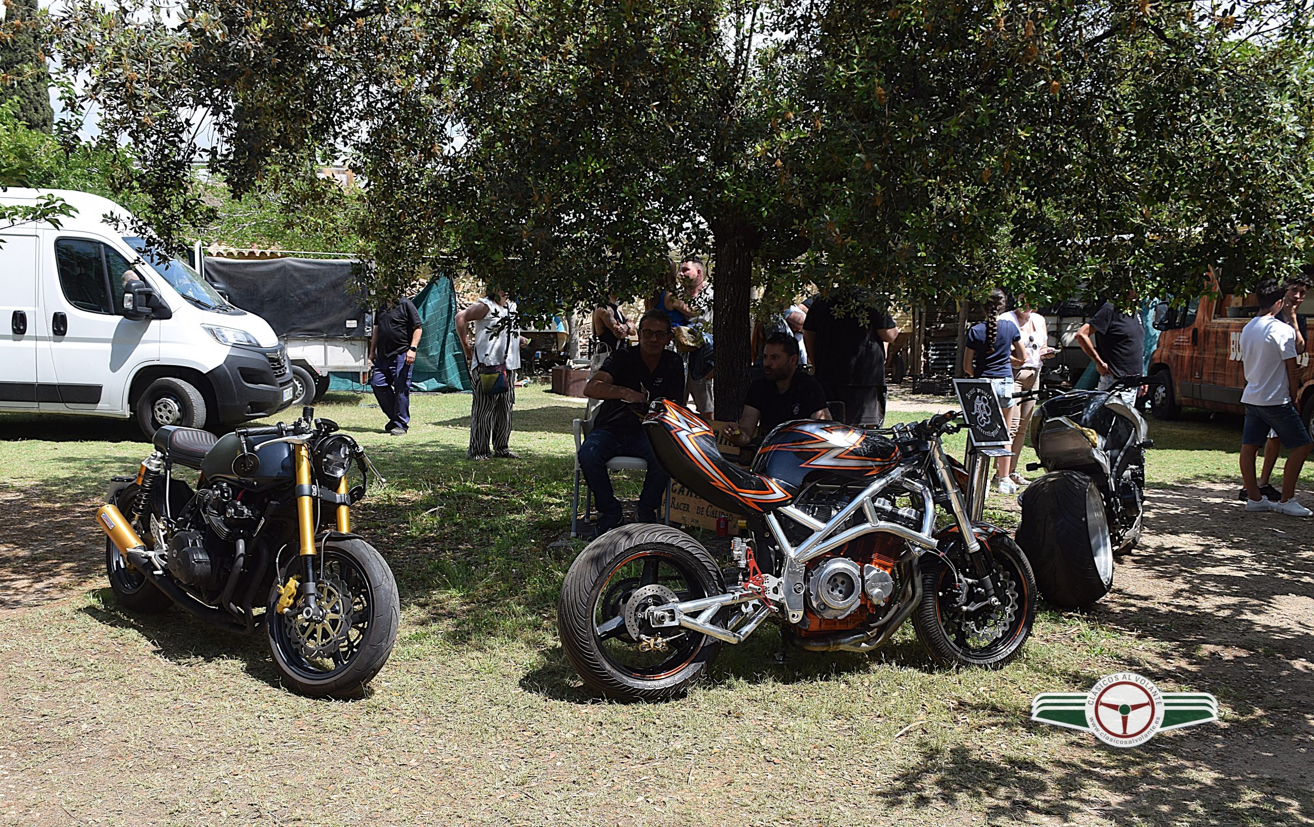 LAS MOTOS DE CARÁCTER ESPECIAL TAMBIÉN FUERON INVITADAS A PARTICIPAR EN EL II MOTOR LUXE VALENCIA