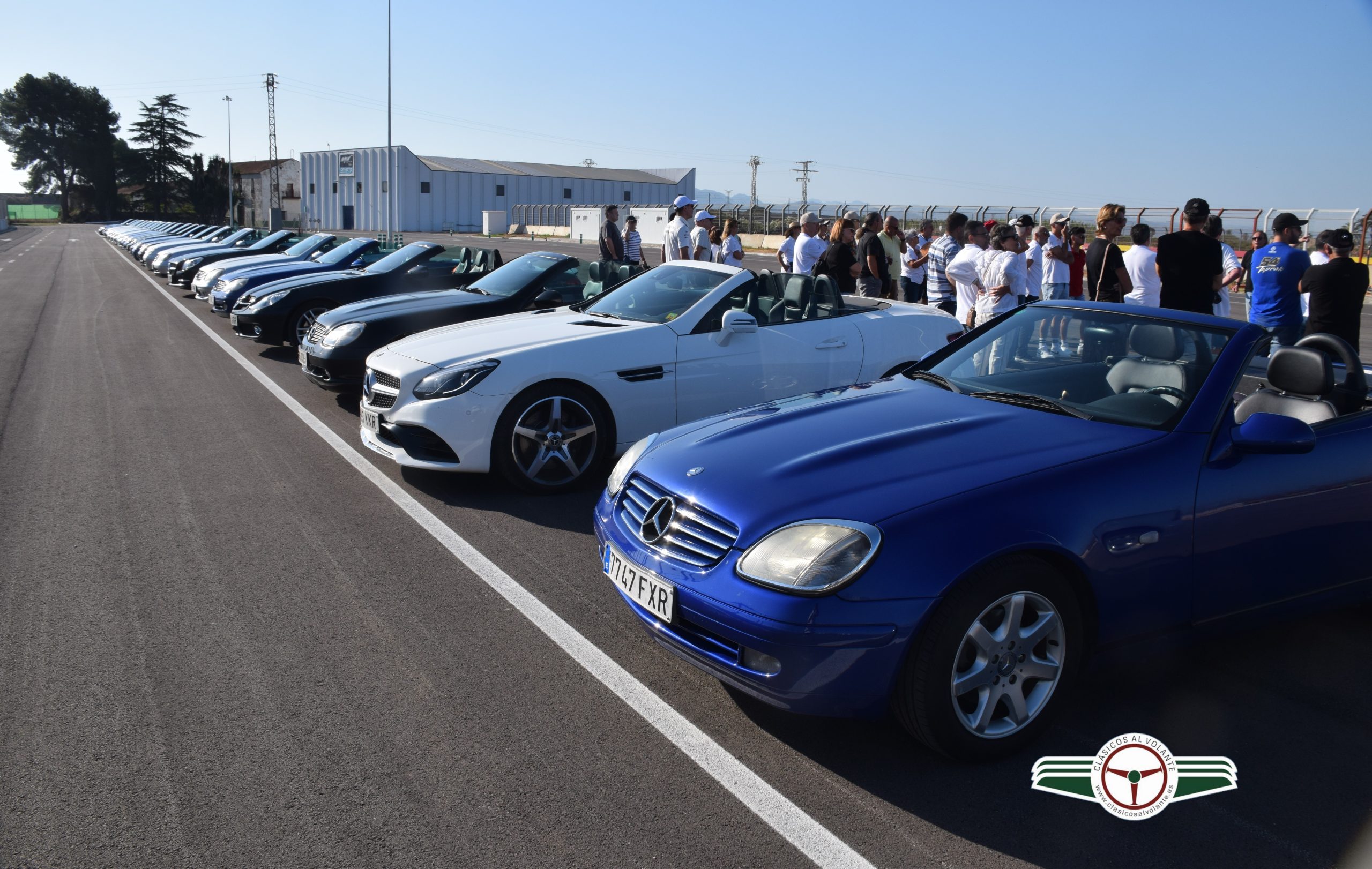 AL ENCUENTRO DEL CLUB SLK VALENCIA ACUDIERON EJEMPLARES DE LAS TRES SERIES DEL MODELO: R170, 171 Y 172 