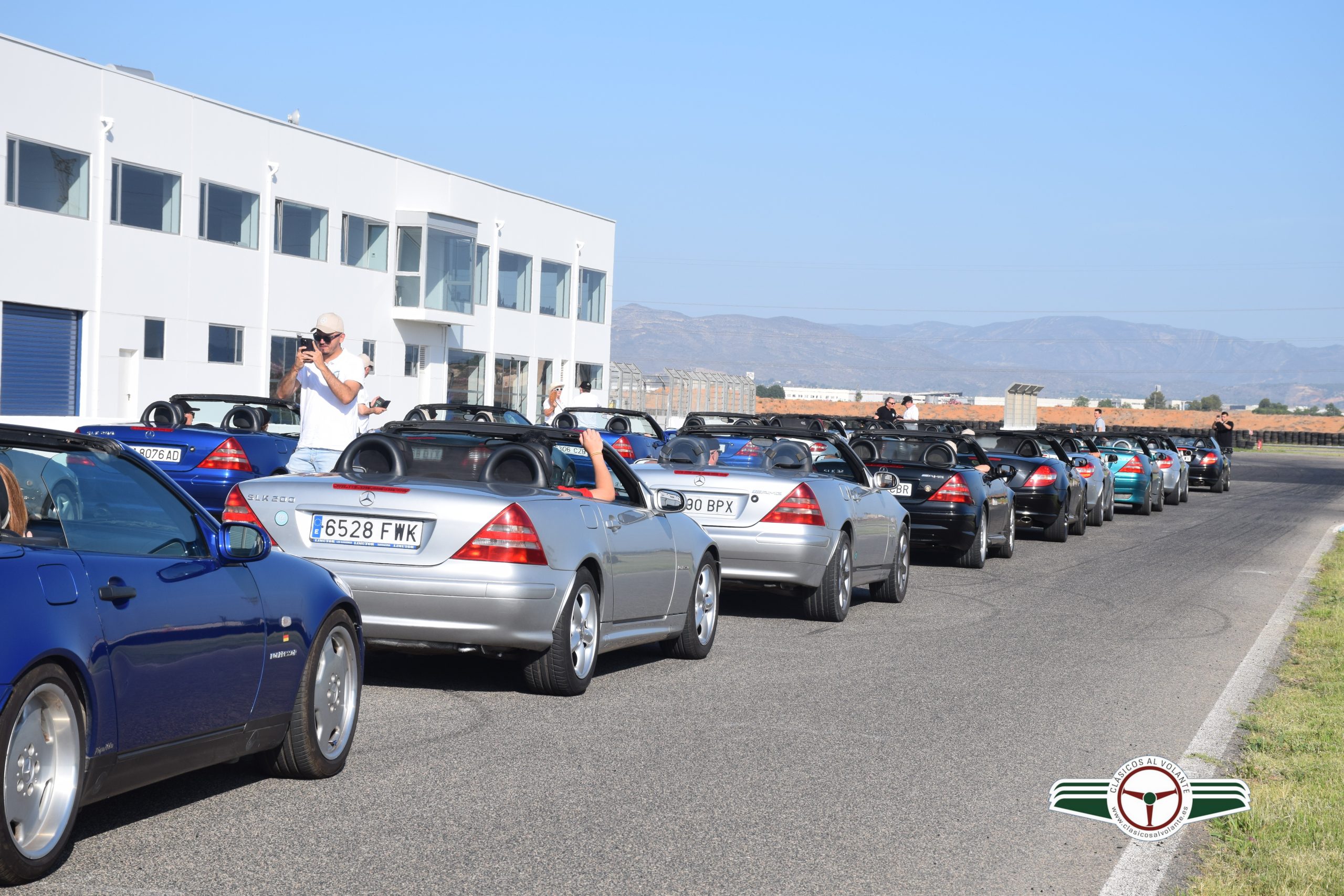 EL CLUB SLK VALENCIA SE ESTÁ CONVIRTIENDO EN UN REFERENTE SOBRE EL POPULAR ROADSTER DE MERCEDES-BENZ