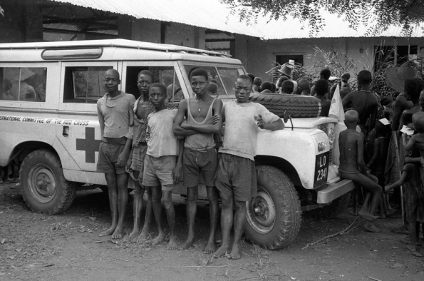 LA LABOR HUMANITARIA COMBINADA DE DEFENDER Y EL MOVIMIENTO DE LA CRUZ ROJA Y LA MEDIA LUNA ROJA HA TENIDO UN IMPACTO POSITIVO EN LA VIDA DE MÁS DOS MILLONES DE PERSONAS EN LOS ÚLTIMOS 70 AÑOS