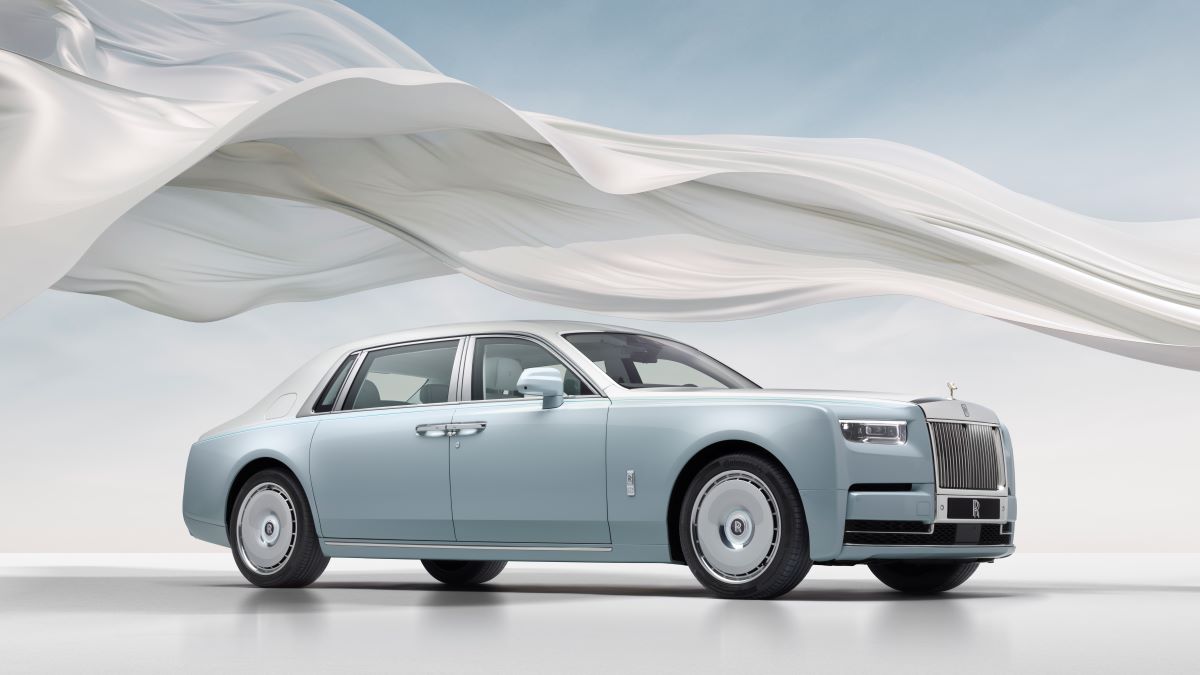 ROLLS-ROYCE PRESENTS PHANTOM SCINTILLA PRIVATE COLLECTION