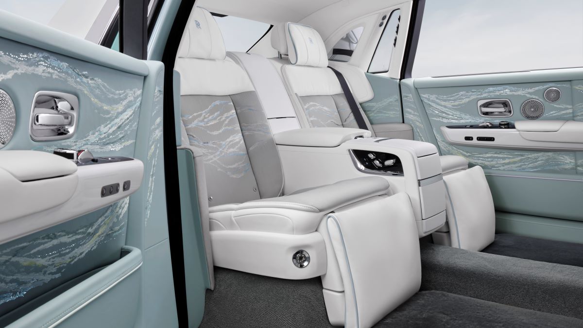 COACH DOORS AND SEATS FEATURE EMBROIDERY COMPRISING 869,500 STITCHES