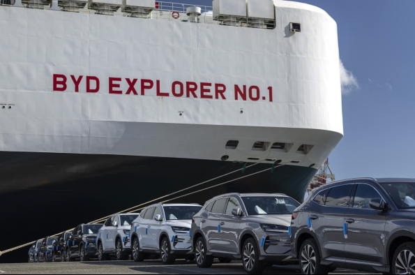 EL BYD EXPLORER NO.1 DESEMBARCA EN ESPAÑA CON 1.000 UNIDADES DEL BYD SEAL U DM-I