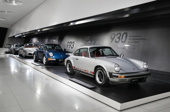 NUEVA EXPOSICIÓN ESPECIAL “MÁS ALLÁ DE LAS PRESTACIONES. 50 AÑOS DE PORSCHE TURBO”