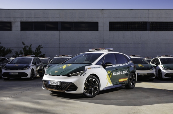 LA DIRECCIÓN GENERAL DE LA GUARDIA CIVIL ADQUIERE 84 UNIDADES DEL  CUPRA BORN E-BOOST