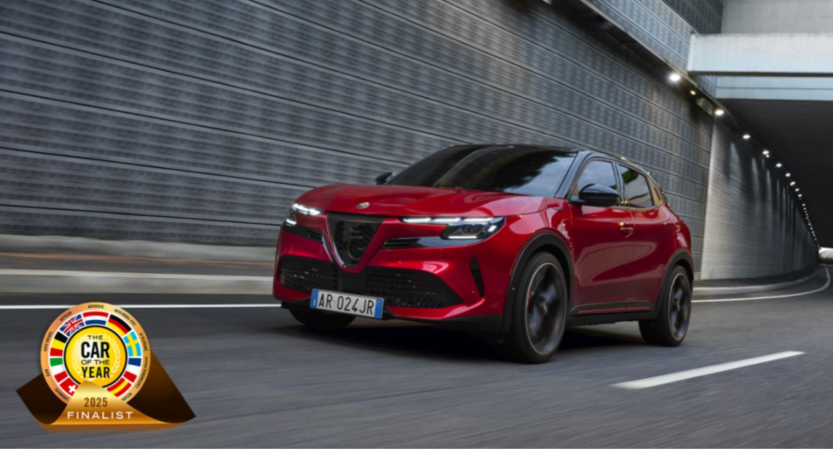 ALFA ROMEO JUNIOR, FINALISTA A «COCHE DEL AÑO»