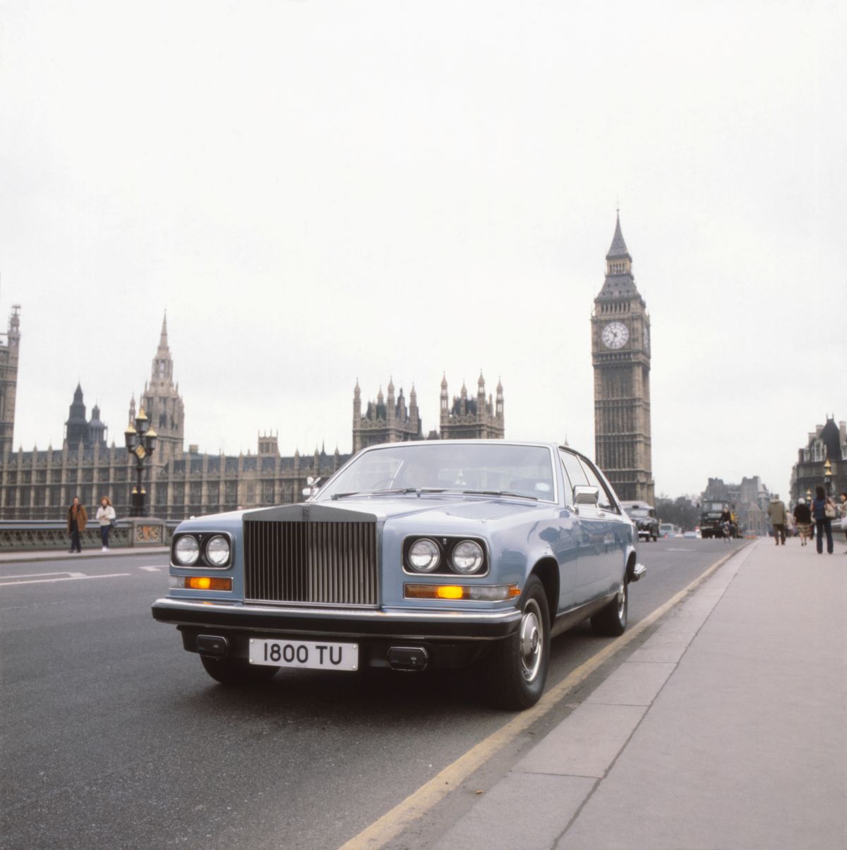 ROLLS-ROYCE CAMARGUE